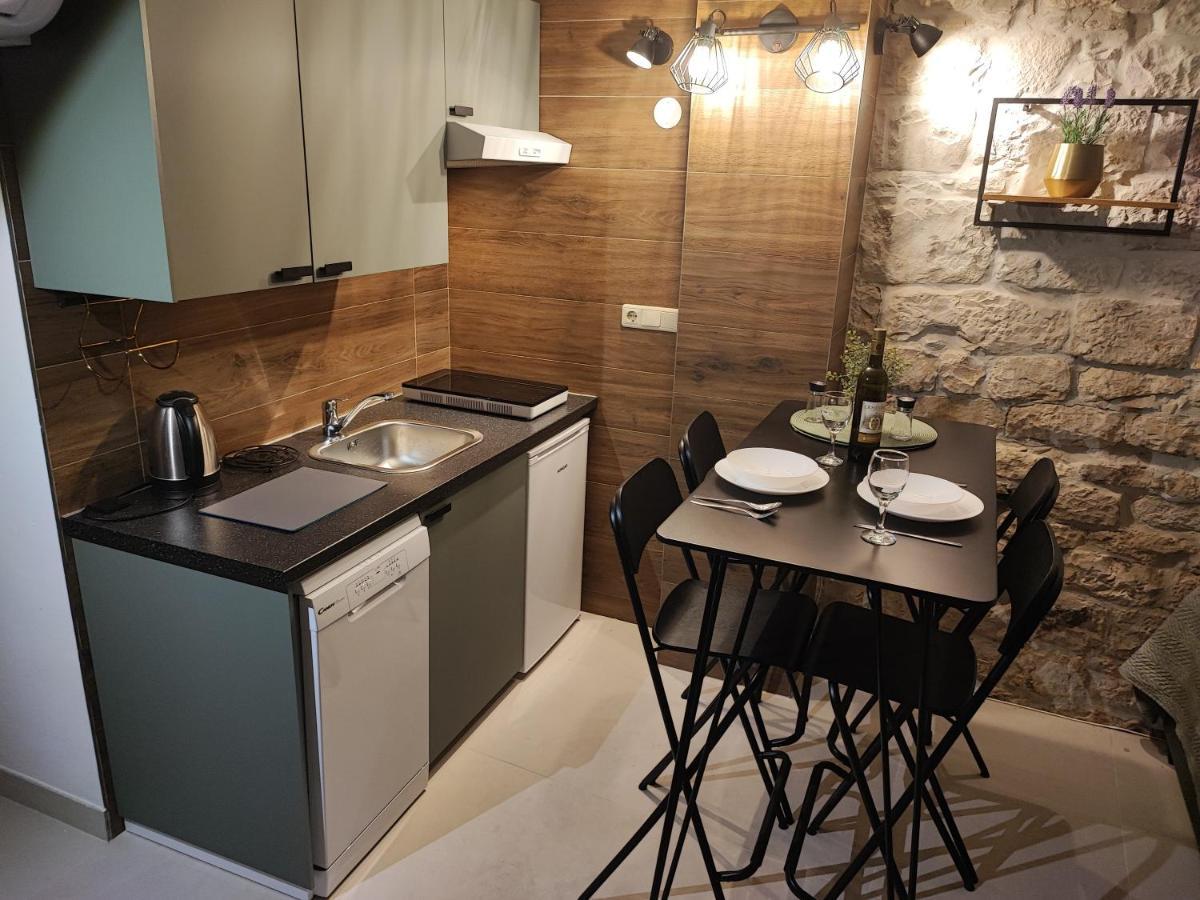 Carol Rooms Trogir Luaran gambar